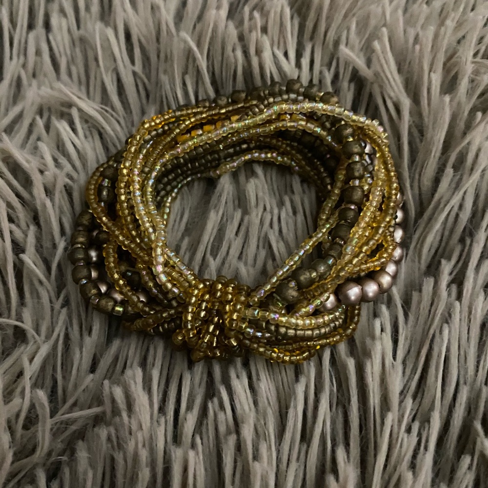 Beaded bracelet